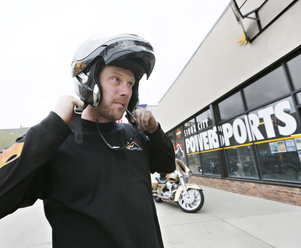 Missouri Considers Helmet Law Change: For or Against?