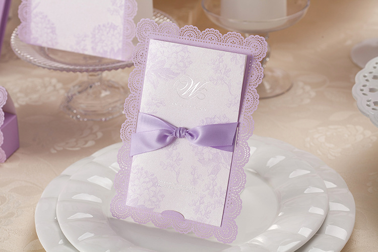 Tips To Choose Affordable Wedding Invitations