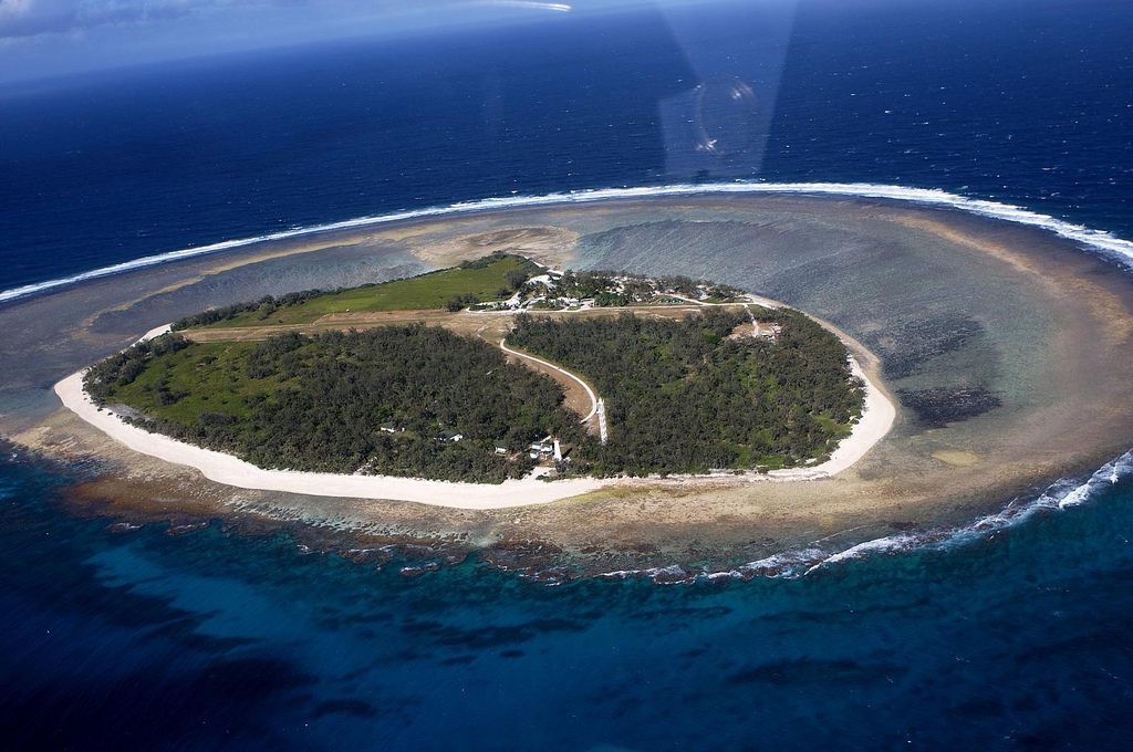 Diving On Lady Elliot Island