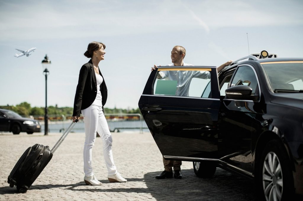 Deciding On Pearson Airport Limo Meet and Greet Service