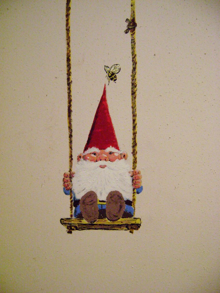 Large Wall Decals You Should Add To Your Toddler's Bedroom