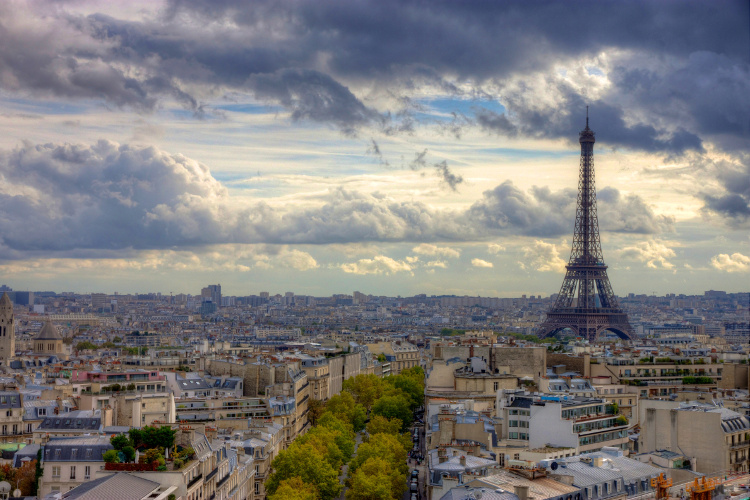 Explore The City Of Light Like Never Before How To Book The Perfect Parisian Vacation