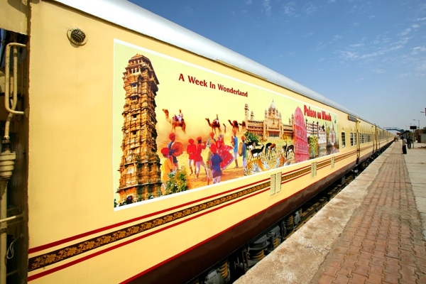 Explore The Wonders Of India With Palace On Wheels Train