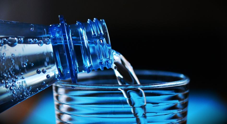 5 Reasons To Drink More Water In The Wintertime