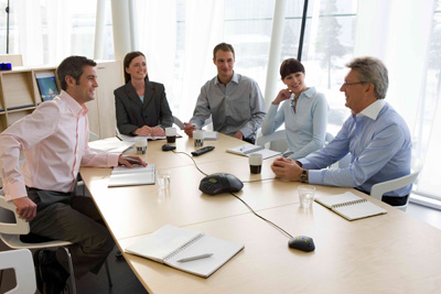 Critical Factors in International Share Trading