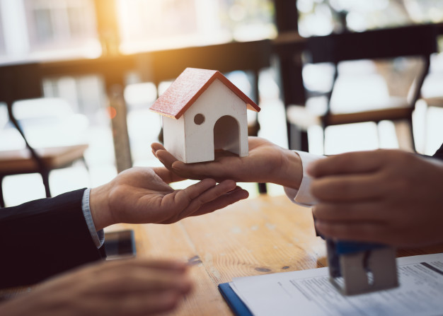 buy apartments in Down Town