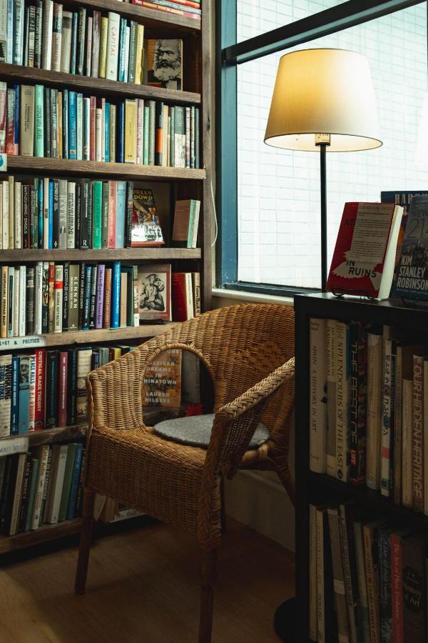 How to Create The Perfect Reading Nook
